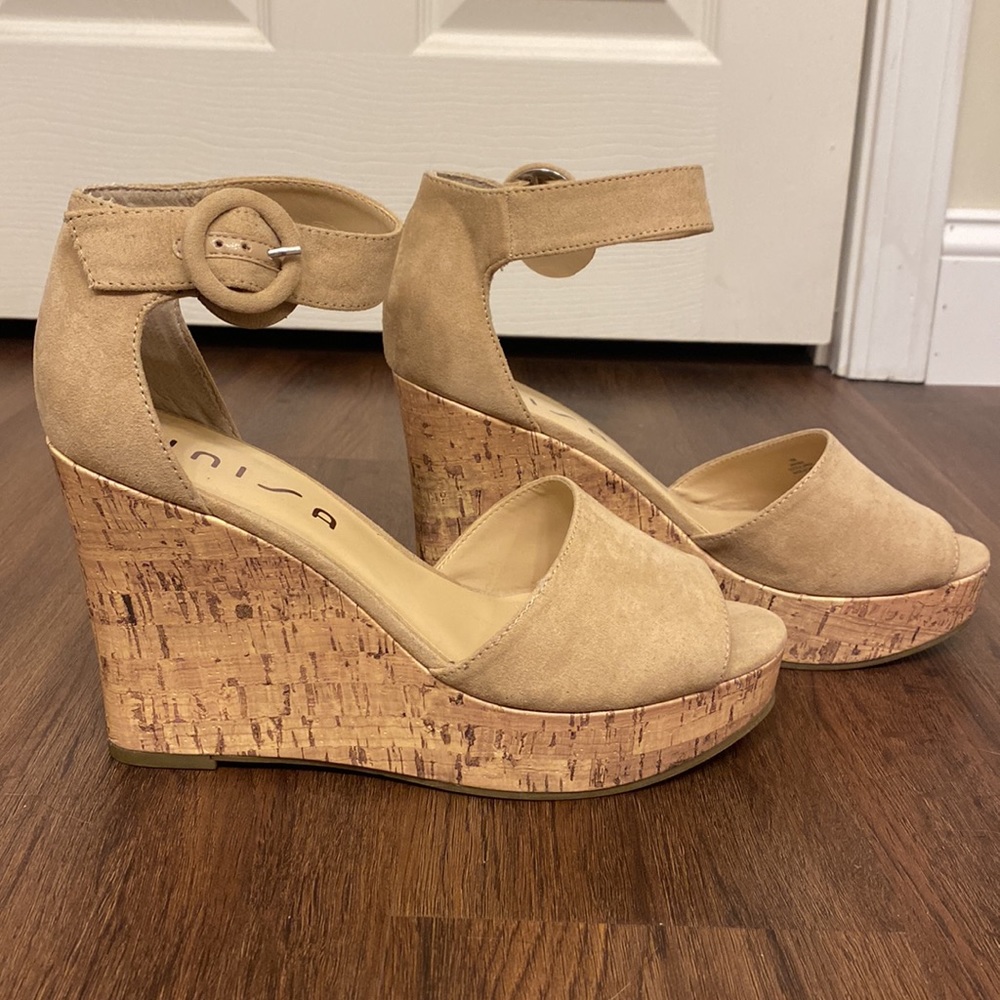 Unisa Wedges